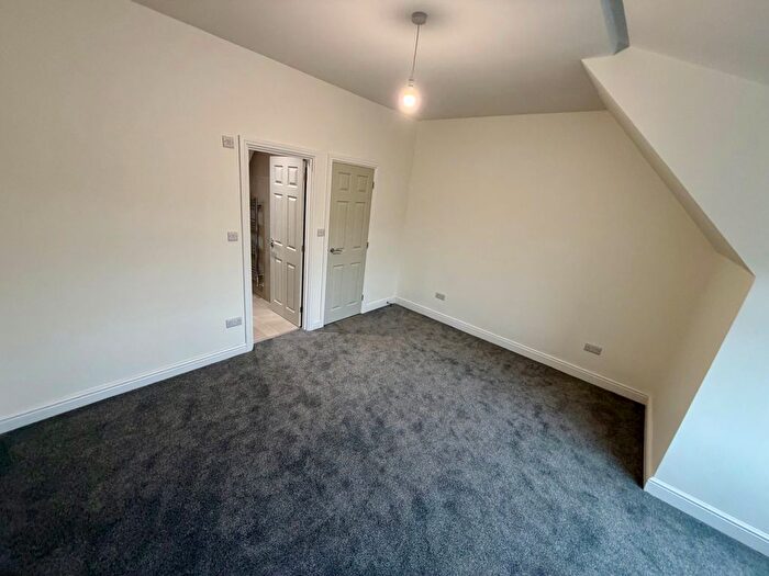 4 Bedroom Property To Rent In Booth Avenue, Manchester, M14