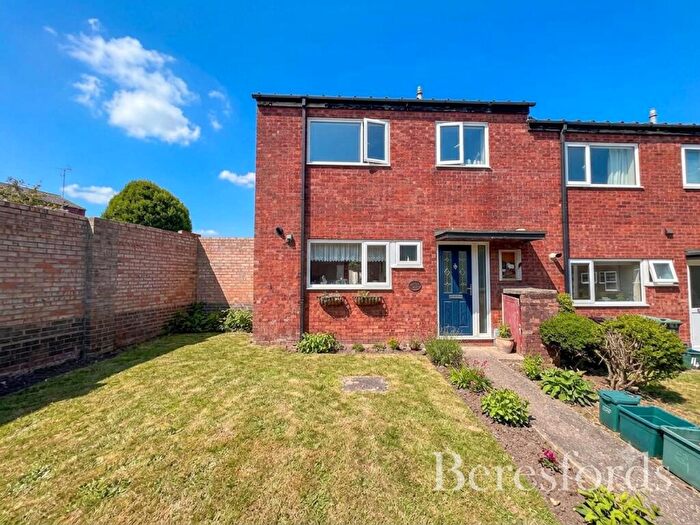 3 Bedroom End Of Terrace House For Sale In Handel Walk, Colchester, CO4