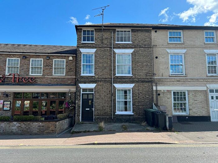 1 Bedroom Flat To Rent In Ipswich Street, Stowmarket, IP14