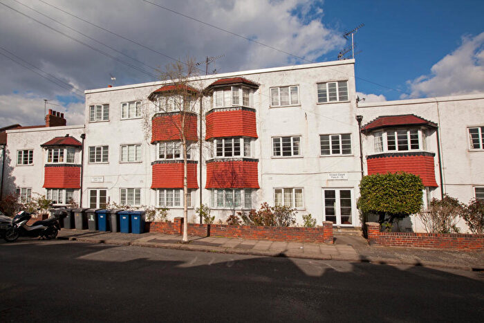 2 Bedroom Flat To Rent In Crown Court, Muswell Hill, N10