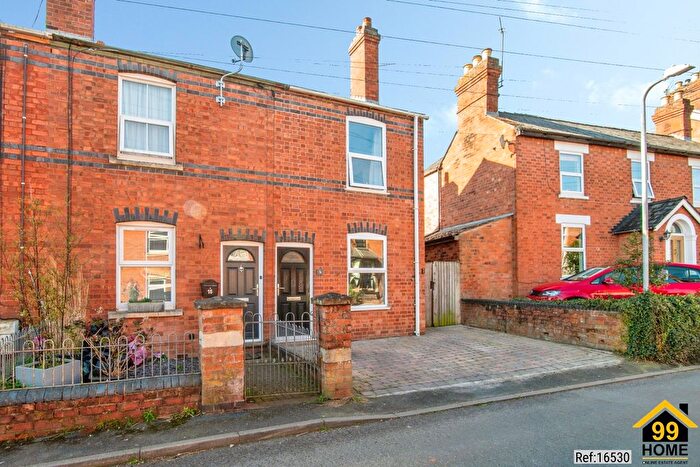 2 Bedroom End Terrace House For Sale In Lower Chase Road, Worcestershire, WR14