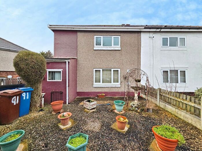 3 Bedroom Semi Detached House For Sale In St. Helens Avenue, Barnsley, S71