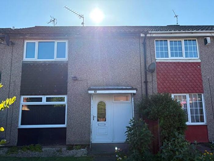 2 Bedroom Terraced House To Rent In Gaitskell Walk, Leeds, LS11