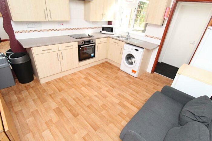 4 Bedroom Terraced House To Rent In Claude Street, Dunkirk, Nottingham, NG7