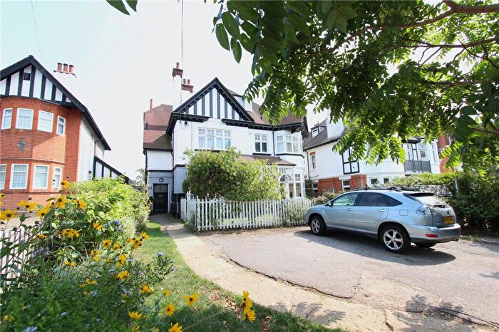 1 Bedroom Apartment To Rent In Crowstone Road, Westcliff-on-Sea, SS0