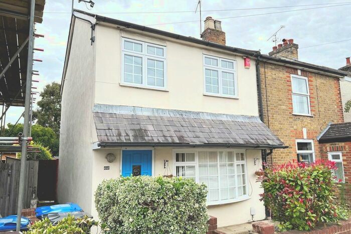 2 Bedroom Semi-Detached House To Rent In Hummer Road, Egham, TW20