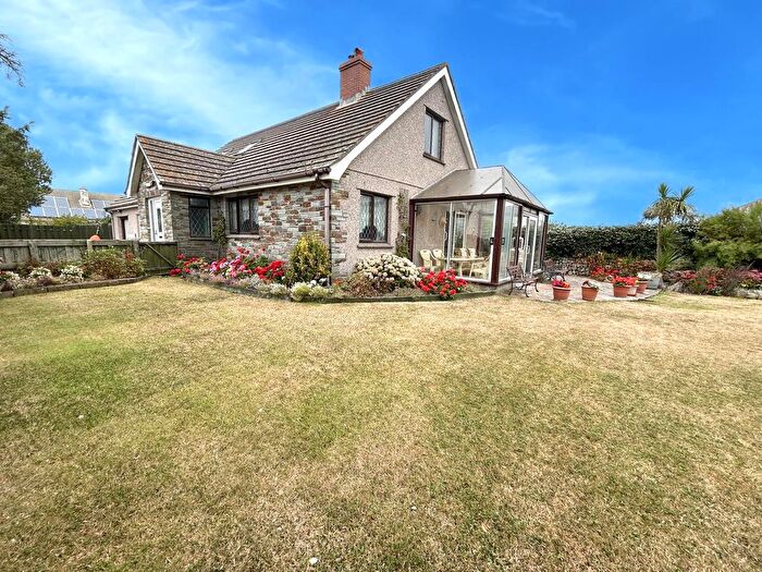 4 Bedroom Detached Bungalow For Sale In Cross Common, The Lizard, Helston, TR12