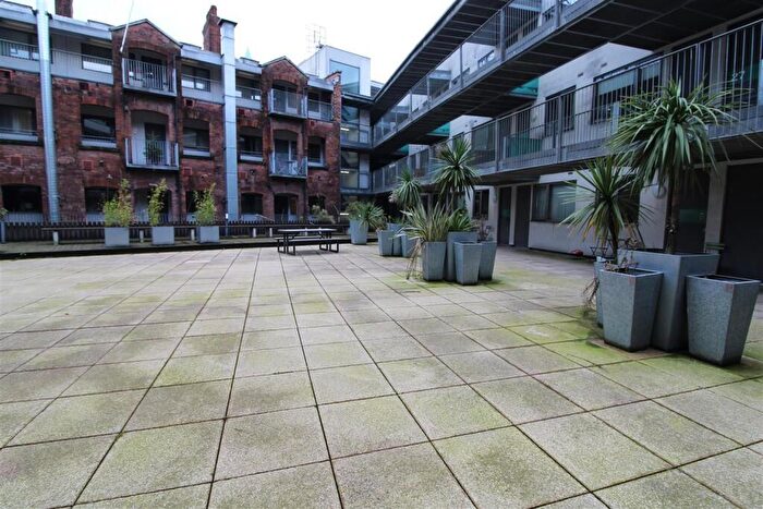 1 Bedroom Apartment To Rent In Crown Street Buildings, LS2