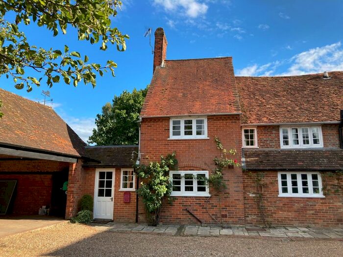 2 Bedroom Semi-Detached House To Rent In Cockpole Green, Wargrave, Reading, Reading, Berkshire, RG10