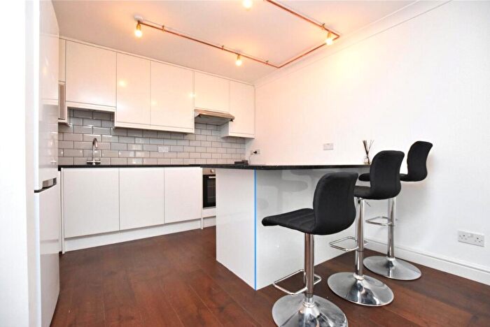 1 Bedroom Apartment To Rent In Selhurst Road, London, SE25
