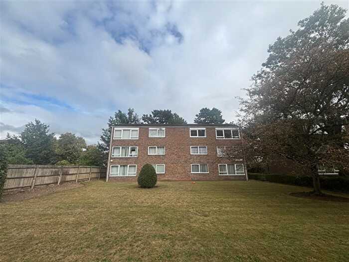 2 Bedroom Flat To Rent In South Grove, Birmingham, B23