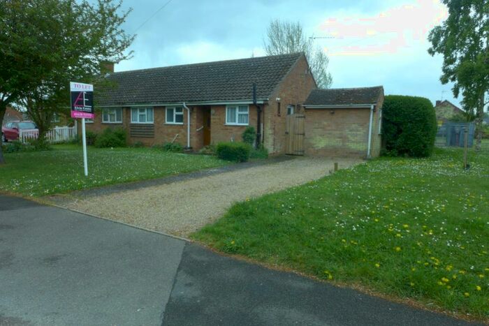 2 Bedroom Semi-Detached Bungalow To Rent In Mildenhall, IP28