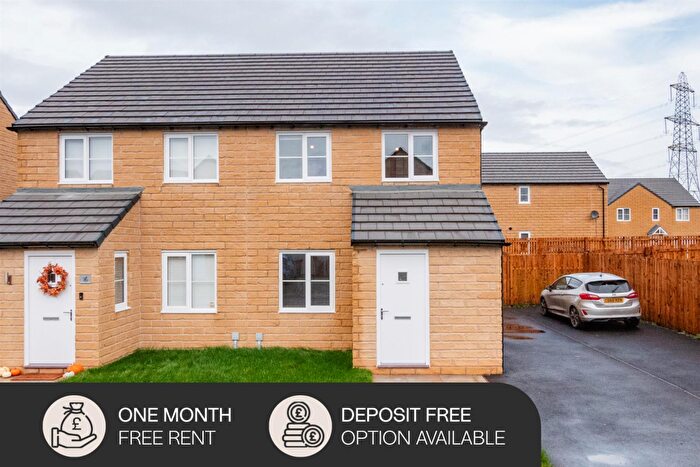 3 Bedroom Semi-Detached House To Rent In Model Walk, Creswell, S80