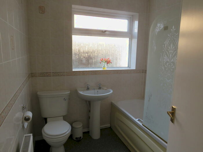 2 Bedroom Bungalow To Rent In Brackendale Drive, Walesby, Newark, NG22