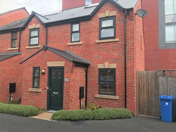3 Bedroom End Of Terrace House To Rent In Bridgewater Wharf, Droylsden, M43