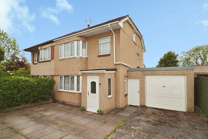 4 Bedroom Semi-Detached House For Sale In Smithcourt Drive, Little Stoke, Bristol, BS34