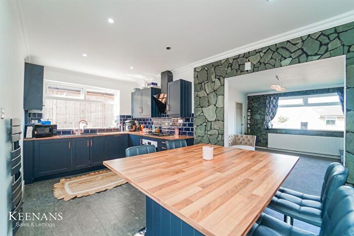 3 Bedroom Semi-detached House For Sale In Edge End Avenue, Brierfield, BB9