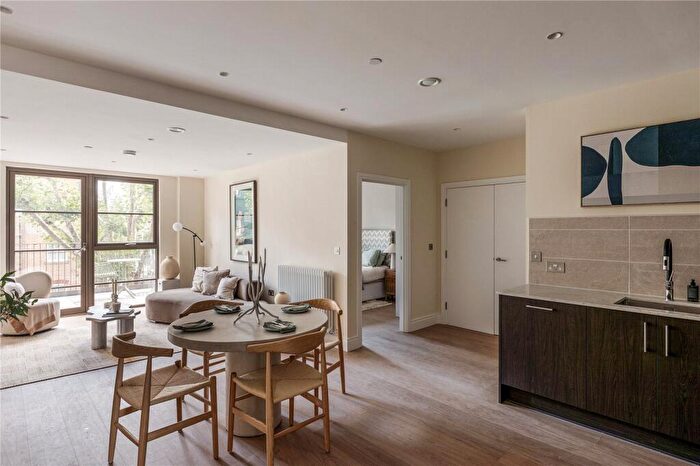 2 Bedroom Apartment For Sale In The Langdon, Byron Street, London, E14