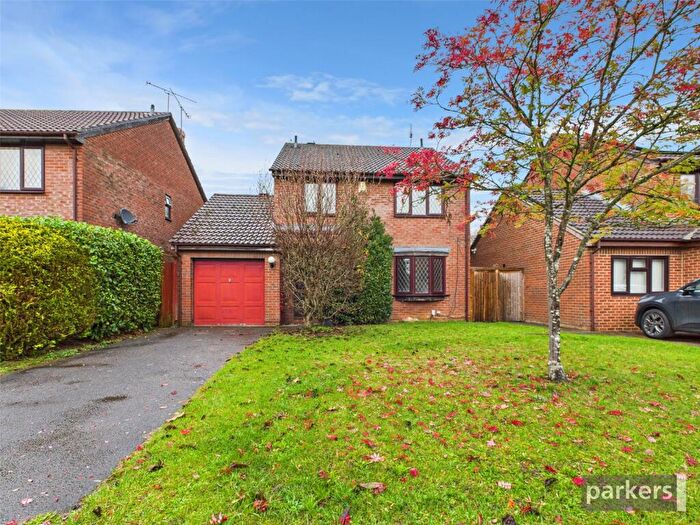 4 Bedroom Detached House To Rent In Lidstone Close, Lower Earley, Reading, Berkshire, RG6