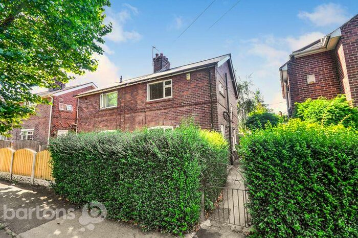 3 Bedroom Semi-Detached House To Rent In Broadway East, East Dene, S65