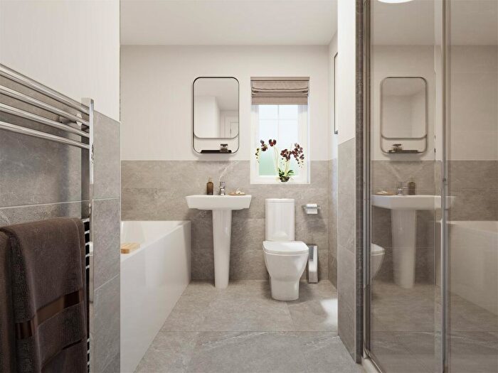 4 Bedroom Detached House For Sale In Uttoxeter, ST14