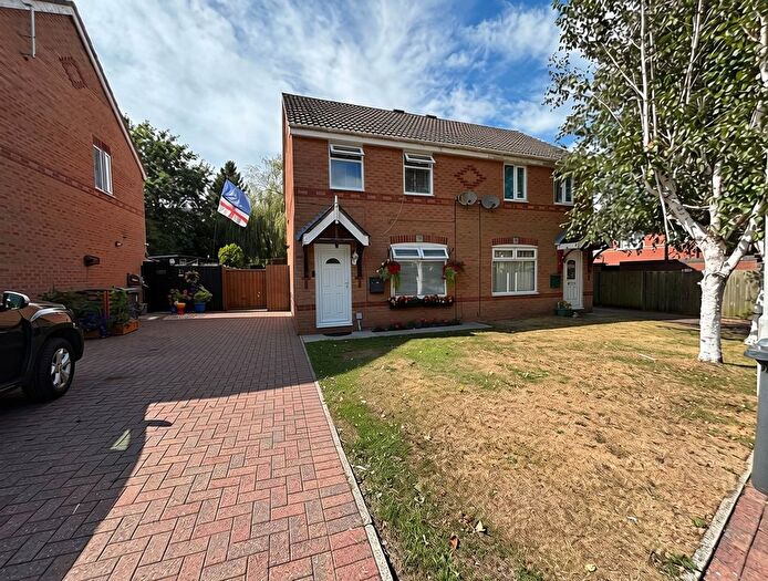 3 Bedroom Semi-Detached House For Sale In Clarkfield Close, Burscough, L40