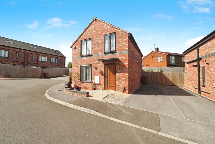 3 Bedroom Detached House For Sale In Sunshine Close, Nottingham, NG16