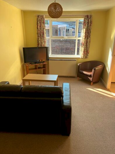 1 Bedroom Property To Rent In Dumbarton House Court, Bryn Y Mor Crescent, Swansea, SA1