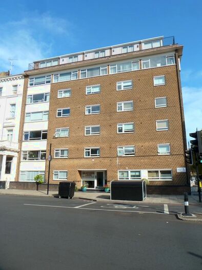 1 Bedroom Flat To Rent In Grosvenor Road, London, SW1V