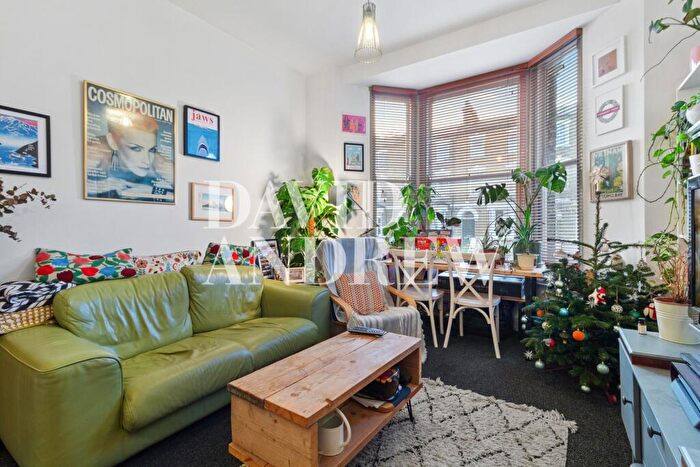 1 Bedroom Flat To Rent In Ennis Road, London, N4