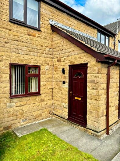 2 Bedroom Flat To Rent In Town Street, Rodley, Leeds, West Yorkshire, LS13