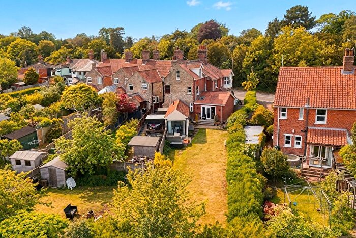 4 Bedroom End Terrace House For Sale In London Road, Beccles, NR34