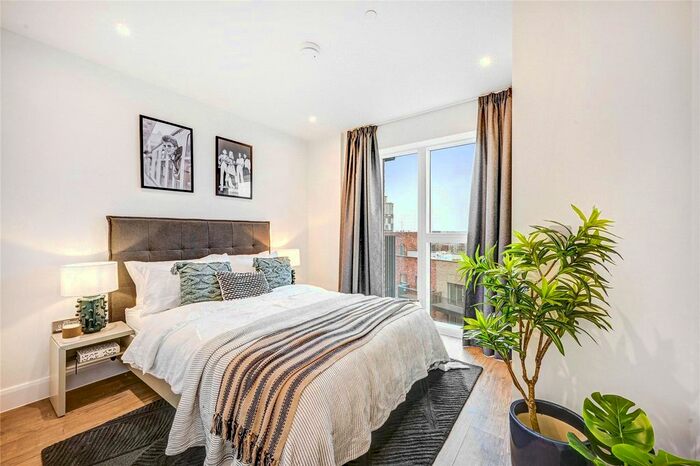 1 Bedroom Flat To Rent In Uncle Colindale, Aerial Square, London, NW9