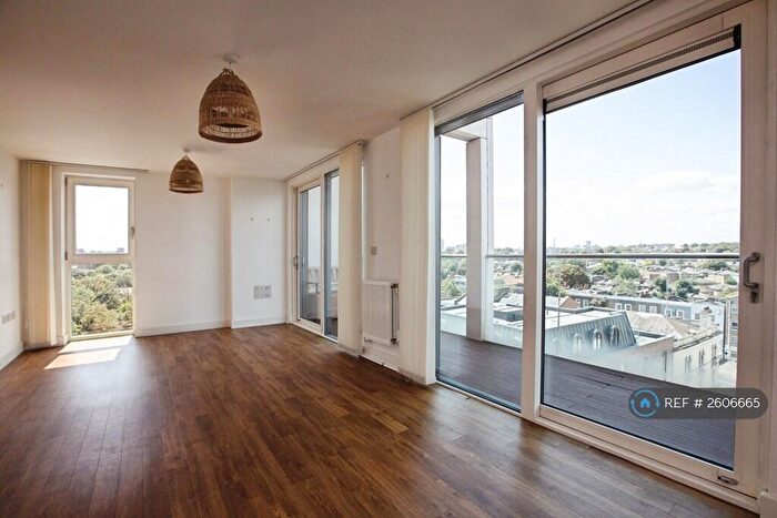 2 Bedroom Flat To Rent In Wonder House, London, E8