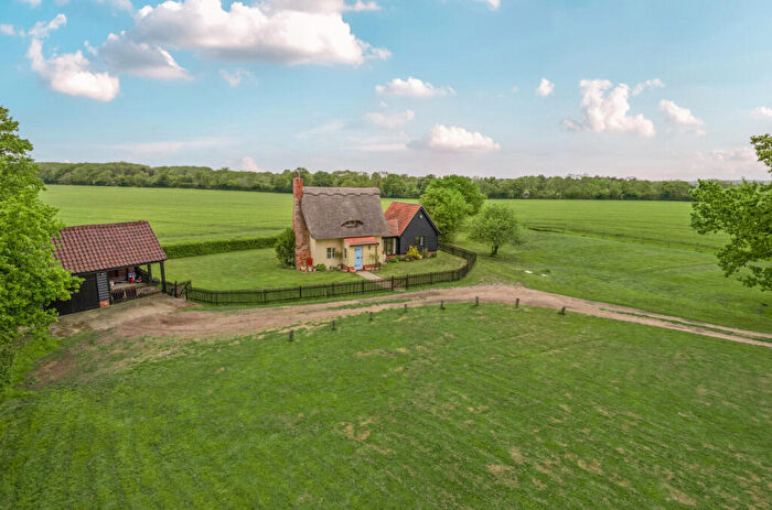 2 Bedroom Detached House For Sale In The Green, Barham, Ipswich, Suffolk, IP6