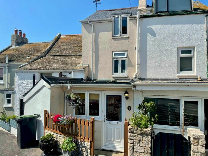 2 Bedroom Terraced House To Rent In Clements Lane, Fortuneswell, Portland, DT5
