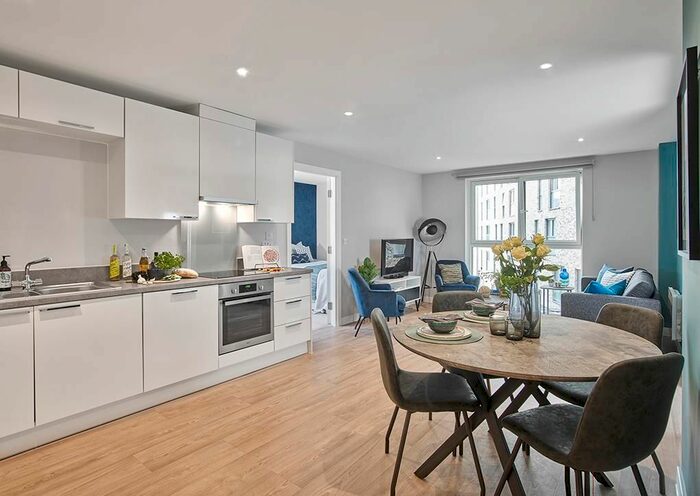 2 Bedroom Flat To Rent In Silbury Boulevard, Milton Keynes, MK9