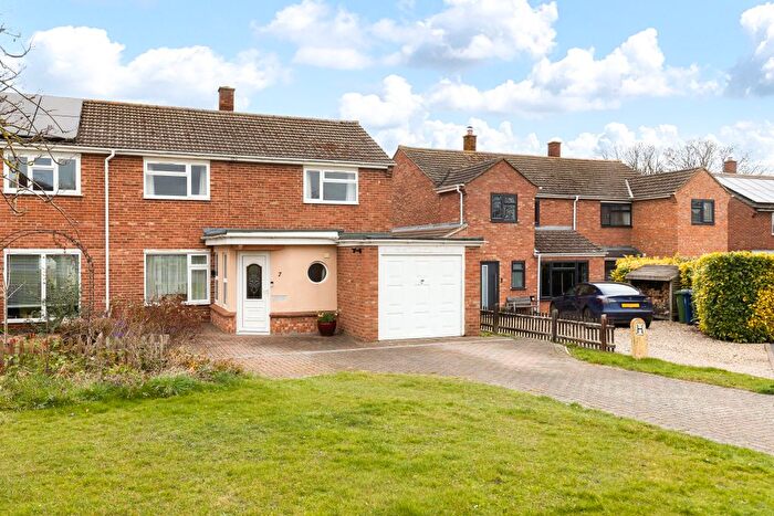 3 Bedroom Semi-Detached House For Sale In The Croft, Fulbourn, Cambridge, CB21