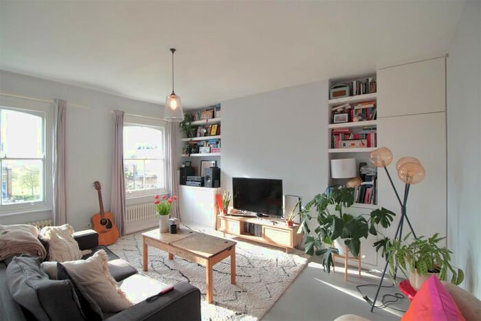 1 Bedroom Flat To Rent In Brixton Road, London, SW9