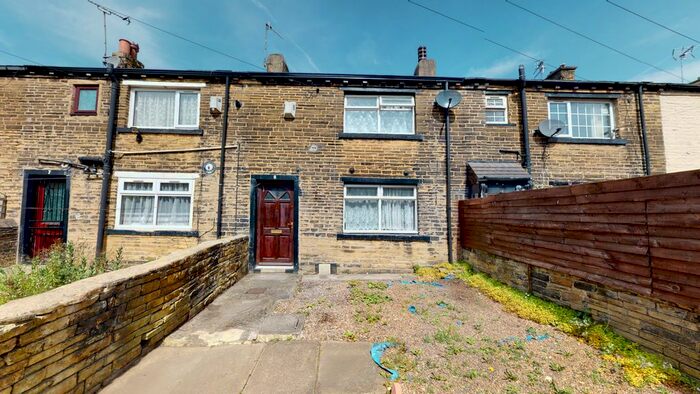 1 Bedroom Terraced House To Rent In Ebenezer Place, Great Horton, BD7