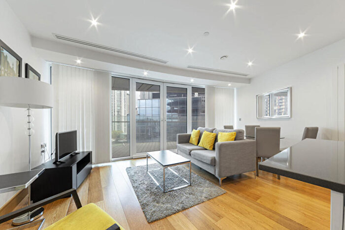 2 Bedroom Flat To Rent In Crossharbour Plaza, Canary Wharf, E14