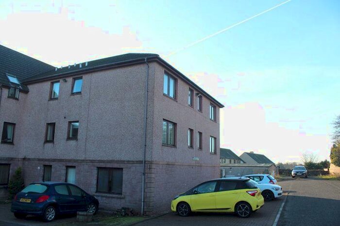 2 Bedroom Flat To Rent In Main Street, Alloa, FK10