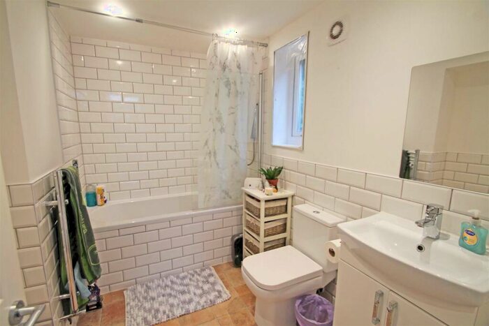 2 Bedroom Bungalow For Sale In Butts Cottages, London Road, Albourne, BN6