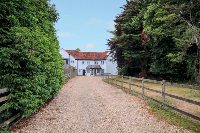 4 Bedroom Town House For Sale In London Road, Winterslow, Salisbury, SP5