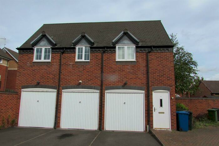 1 Bedroom Flat To Rent In Valley Drive, Wilnecote, Tamworth, B77
