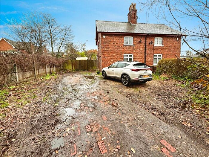 3 Bedroom Semi Detached House For Sale In Pinewoods, Doddington Road, Lincoln, Lincolnshire, LN6