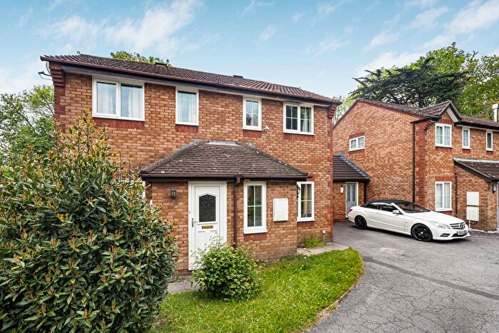 2 Bedroom Semi-Detached House For Sale In Yew Tree Drive, Kingsteignton, TQ12