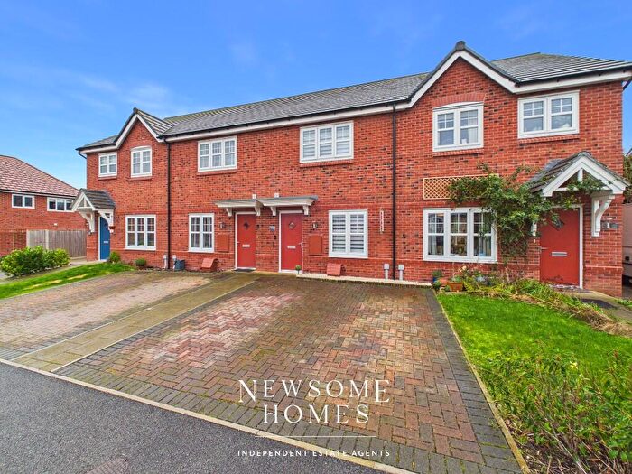 2 Bedroom Terraced House For Sale In Rhodfa Clawdd Offa, Denbigh, LL16