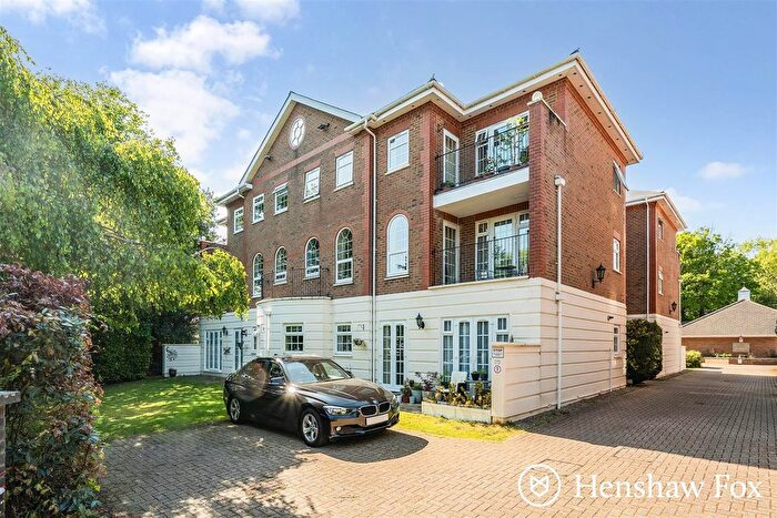 2 Bedroom Flat For Sale In Winn Road, Southampton, Hampshire, SO17