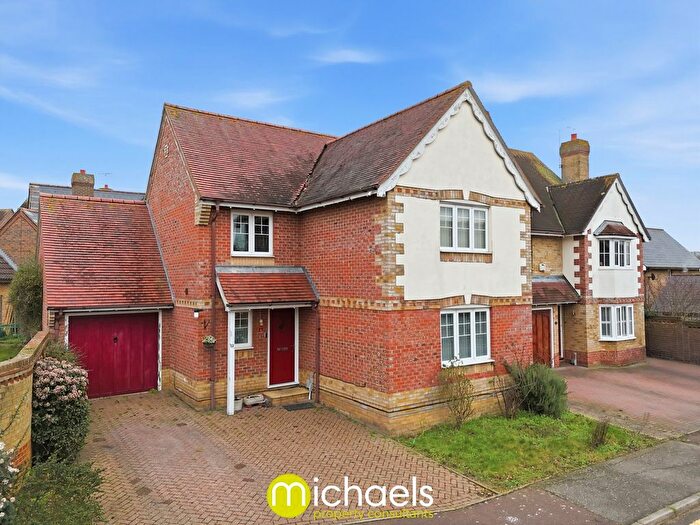 4 Bedroom Detached House For Sale In Brickmakers Lane, Colchester, CO4